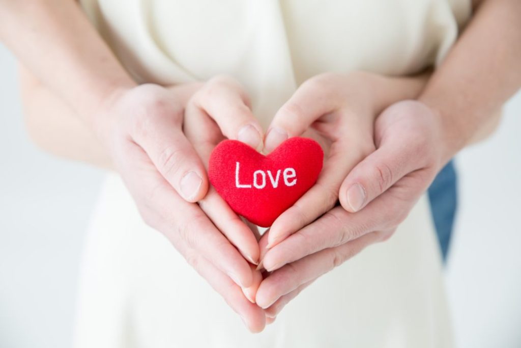 恋に恋してるだけで本当の恋愛をしていない女子の10の特徴 恋愛 結婚あれこれ